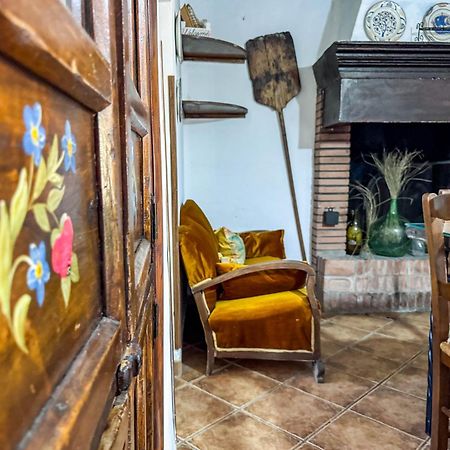 Cortijo Rural Bacares Guest House Freila Exterior foto